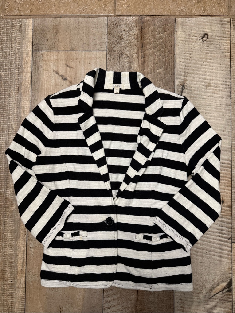 Striped Knit Blazer Cardigan in Black and White